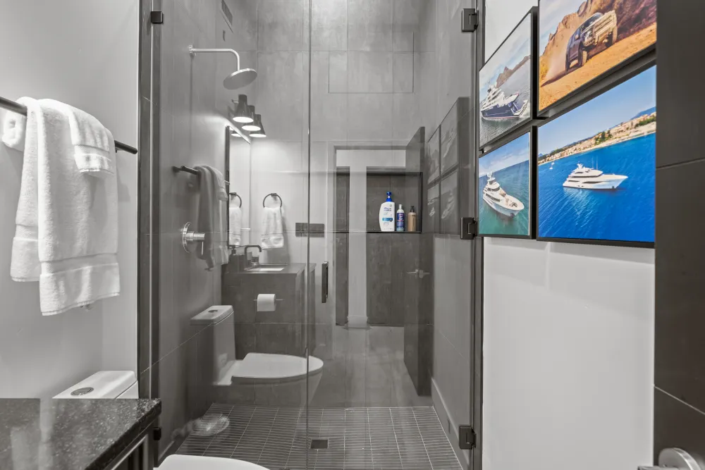 Arabian Crest Drive bathroom remodel photo 6