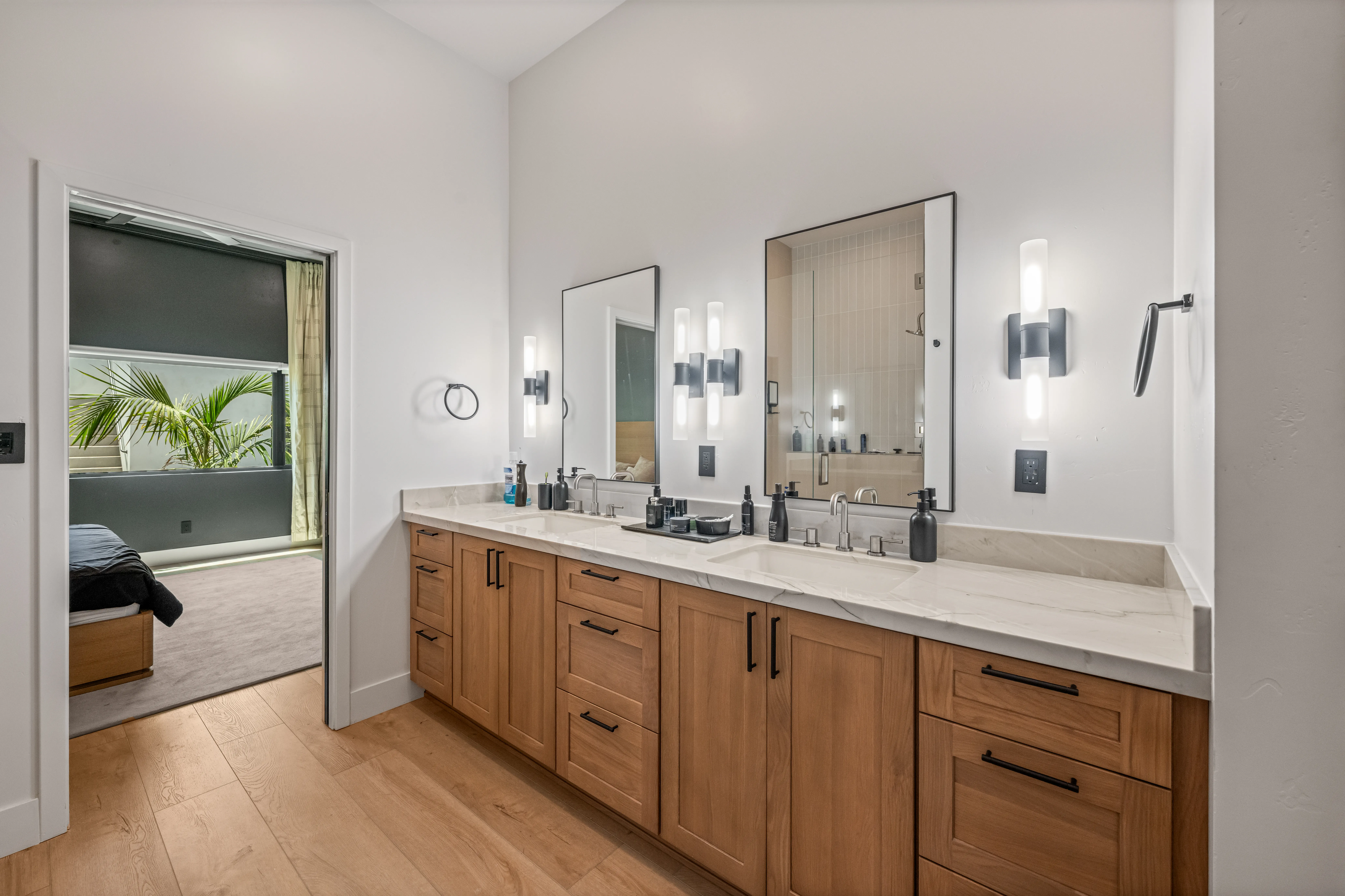 Arabian Crest Drive full home renovation photo 8