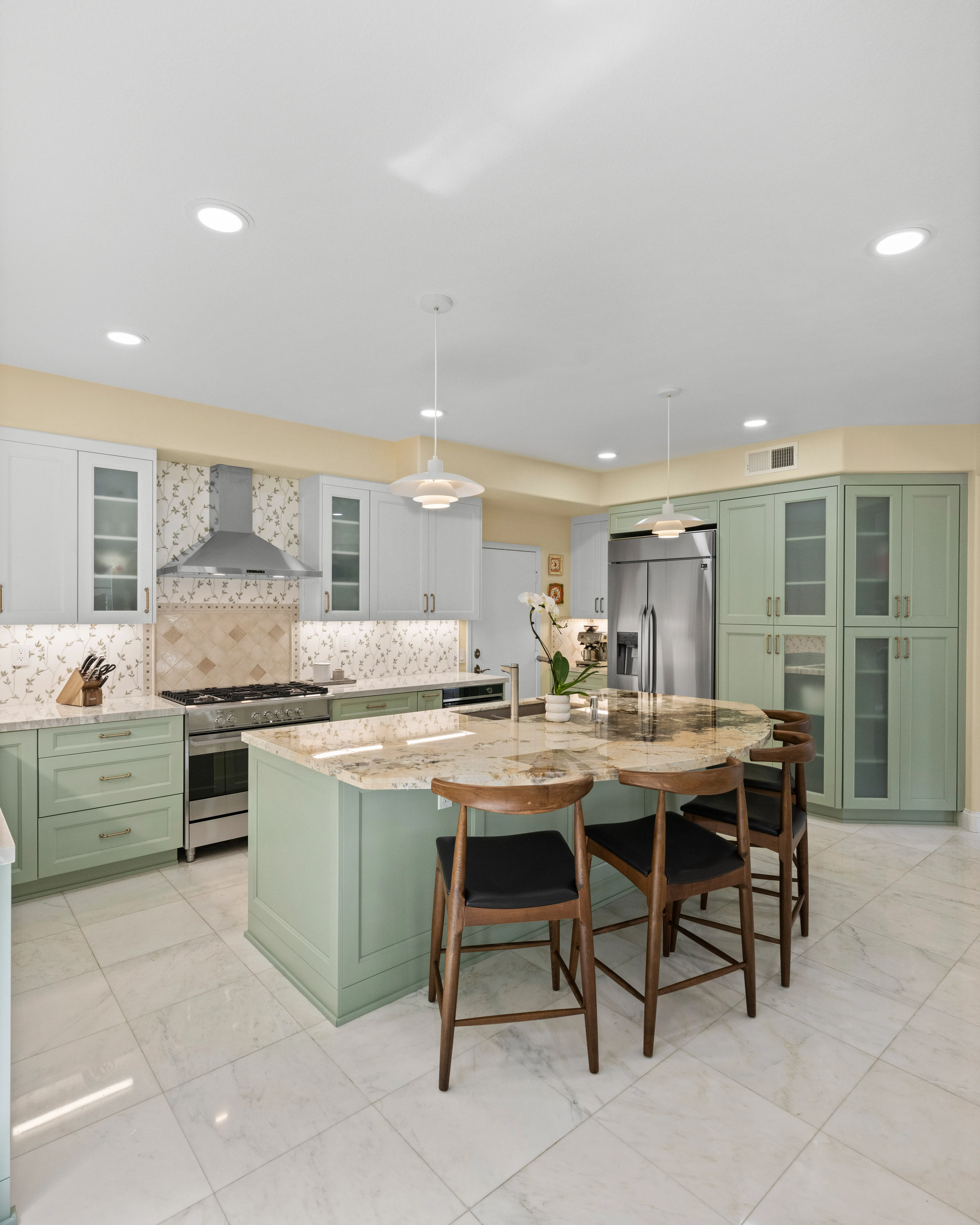 Baywind Point kitchen project photo 10