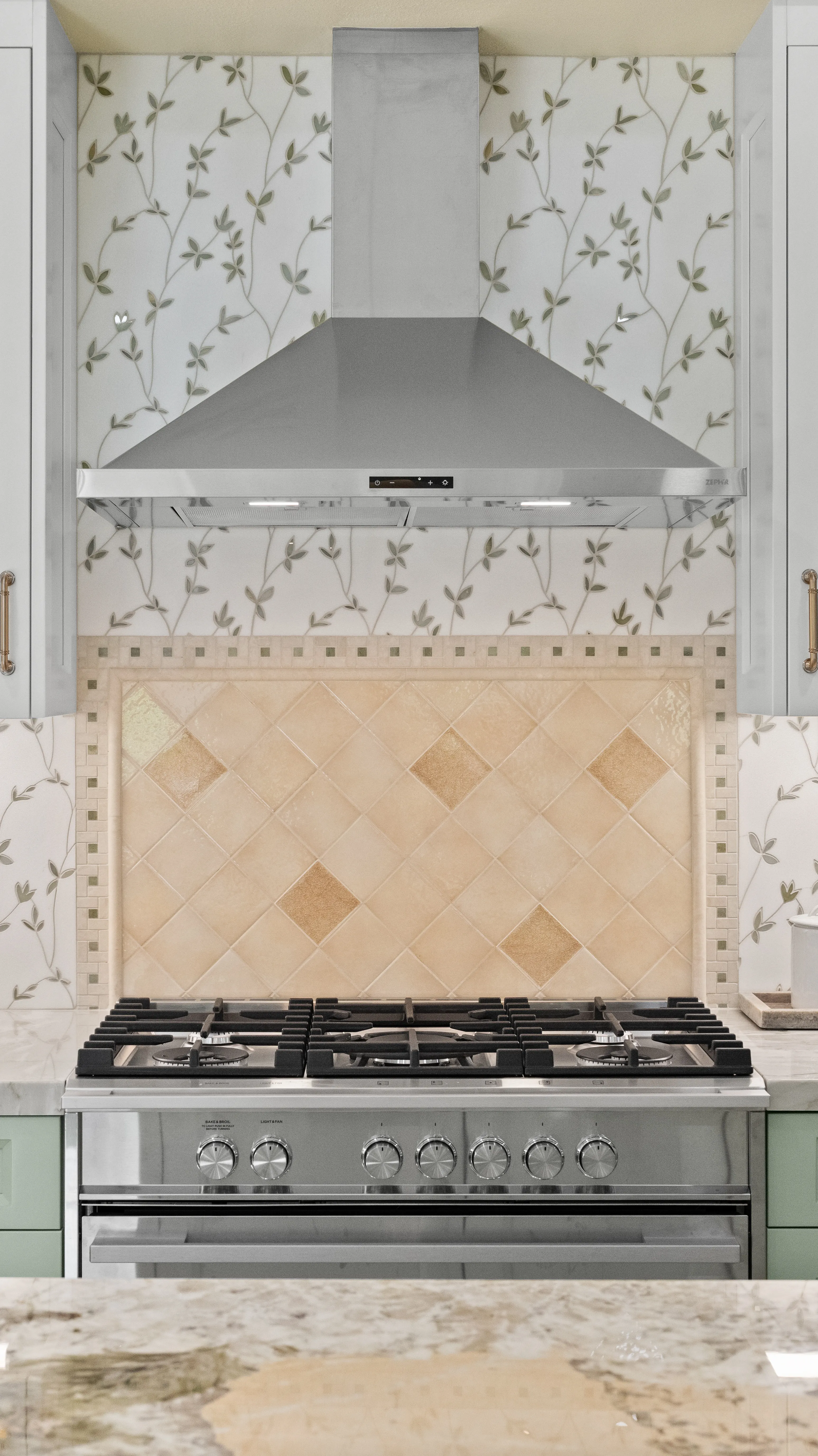 Baywind Point kitchen project photo 14