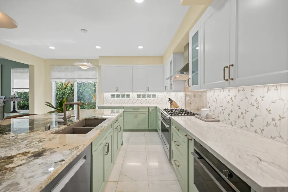 Baywind Point kitchen remodel photo 6