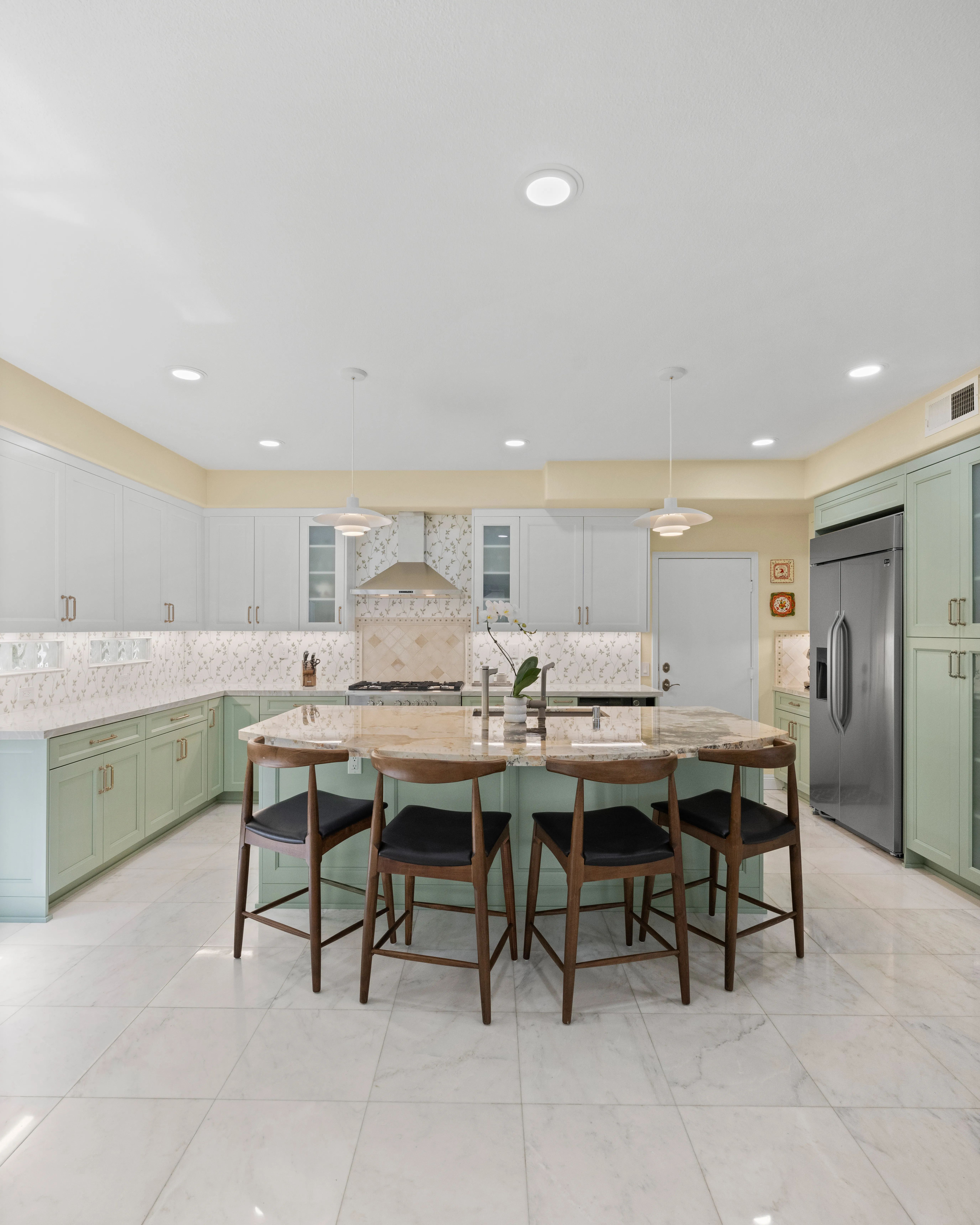 Baywind Point kitchen project photo 9