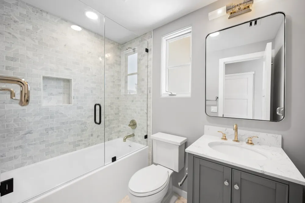 Dalia Drive bathroom remodel photo 11