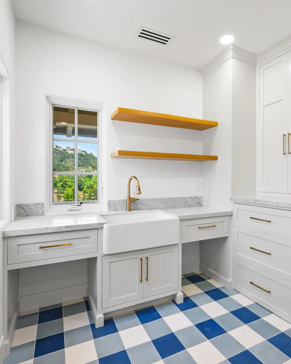 Dalia Drive bathroom remodel photo 12