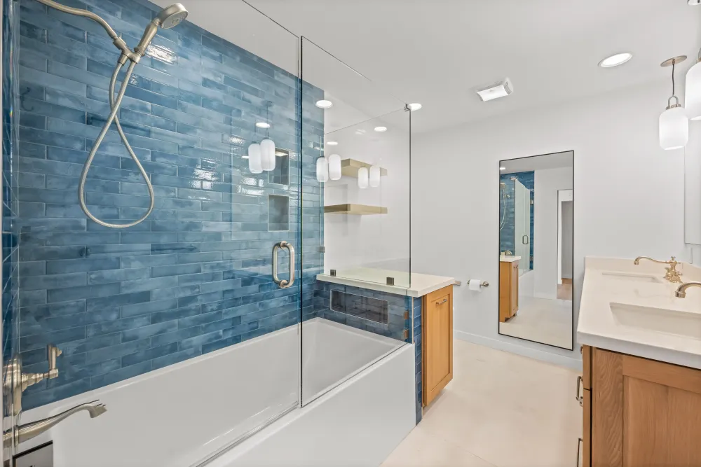 Dixie Drive bathroom remodel photo 12