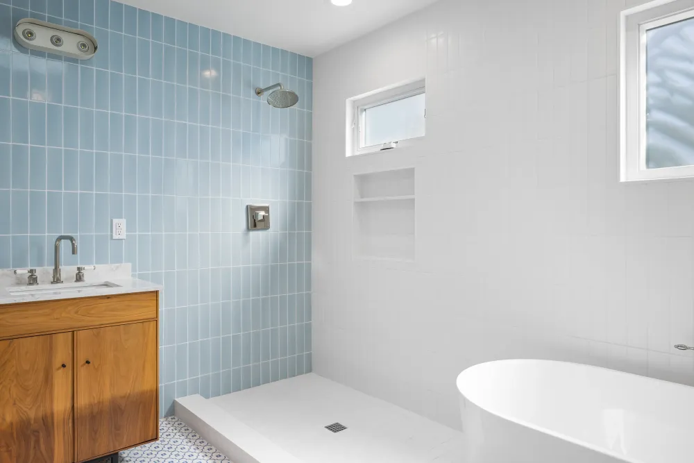 Dixie Drive bathroom remodel photo 14