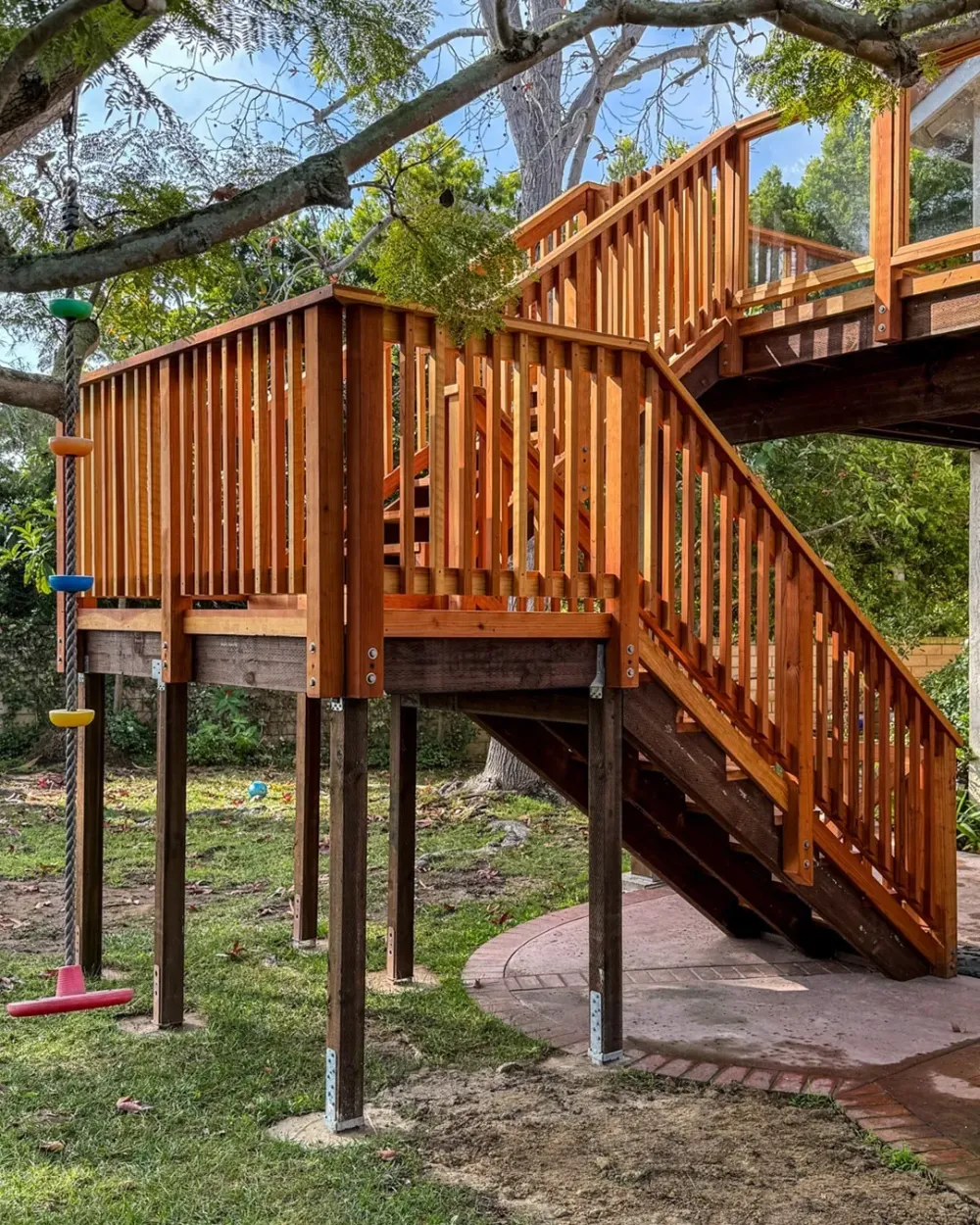Hill Street deck, patio cover and hardscape project by Guild Builders