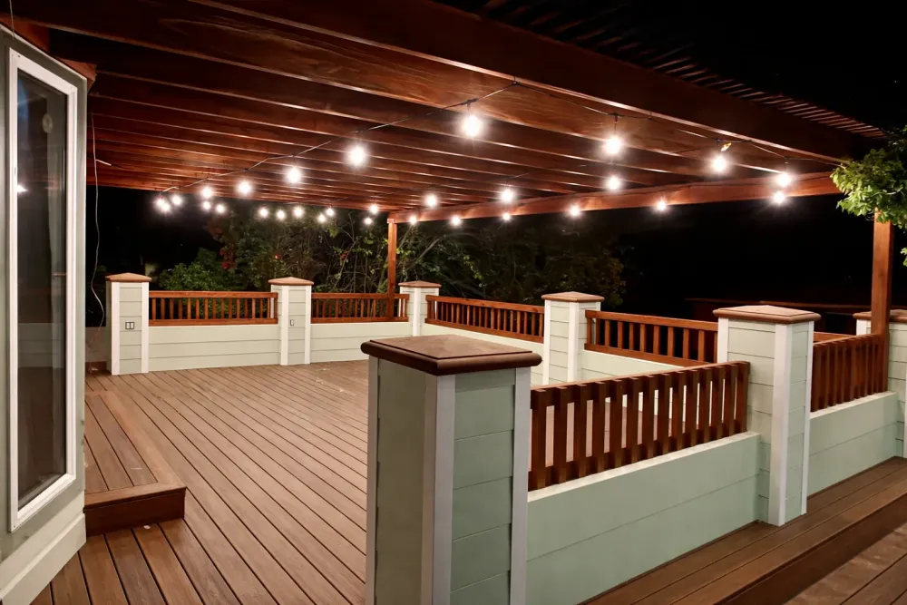 Sea Forest Court deck photo 2