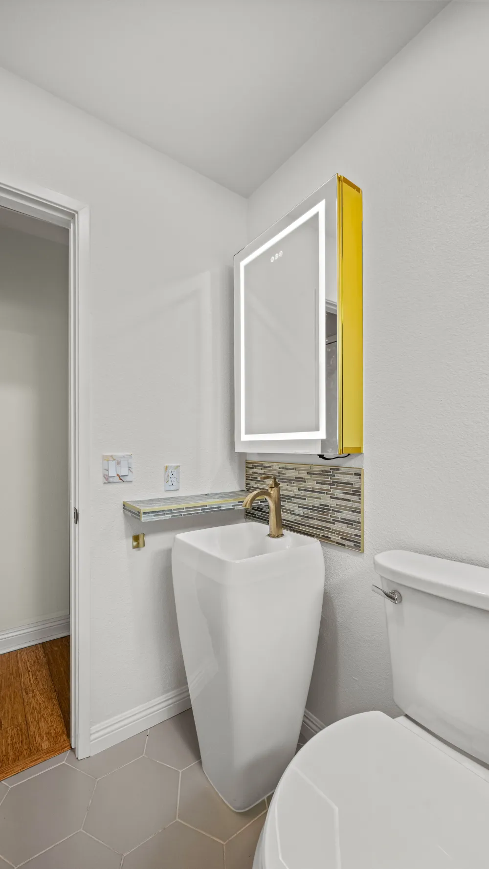 Willowhaven Road bathroom remodel by Guild Builders photo 3